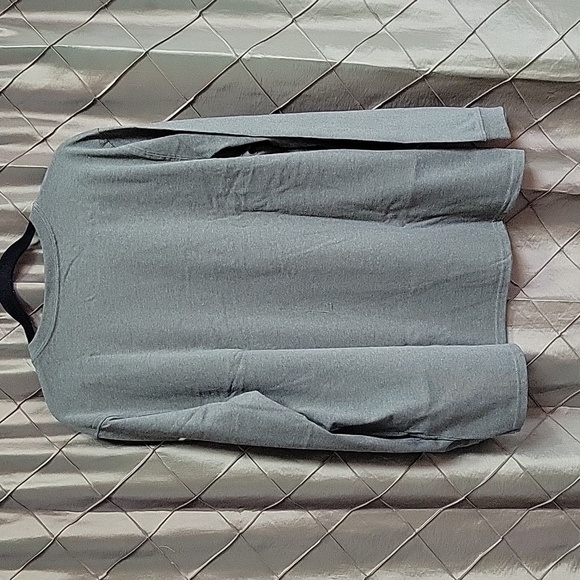 NWT- Carhartt 100% Cotton Loose Fit Heavyweight Long Sleeve Logo T - Picture 7 of 7